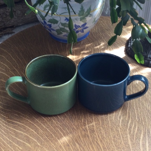 🌿2 Oversized Mugs🌿 - Picture 4 of 9